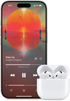 En iPhone bredvid AirPods Pro i ett öppet laddningsetui